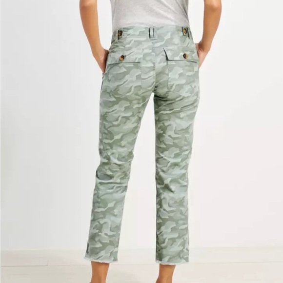 Vineyard Vines Camo Every Day Utility Chino Pants-Size 6. NWT - Picture 4 of 5
